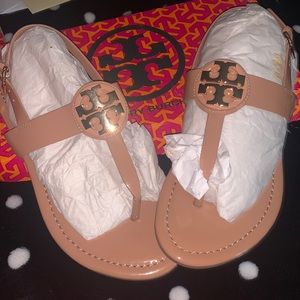 Tory Burch Sandals beautiful color brand new never worn.